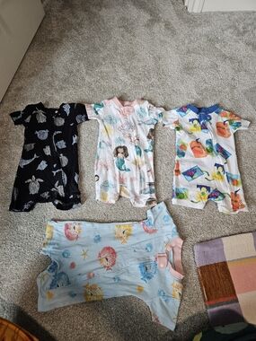 Burts Bees Baby Short Sleeve Romper Pajamas Bundle Of 4 - Assorted, Size 6-9 M